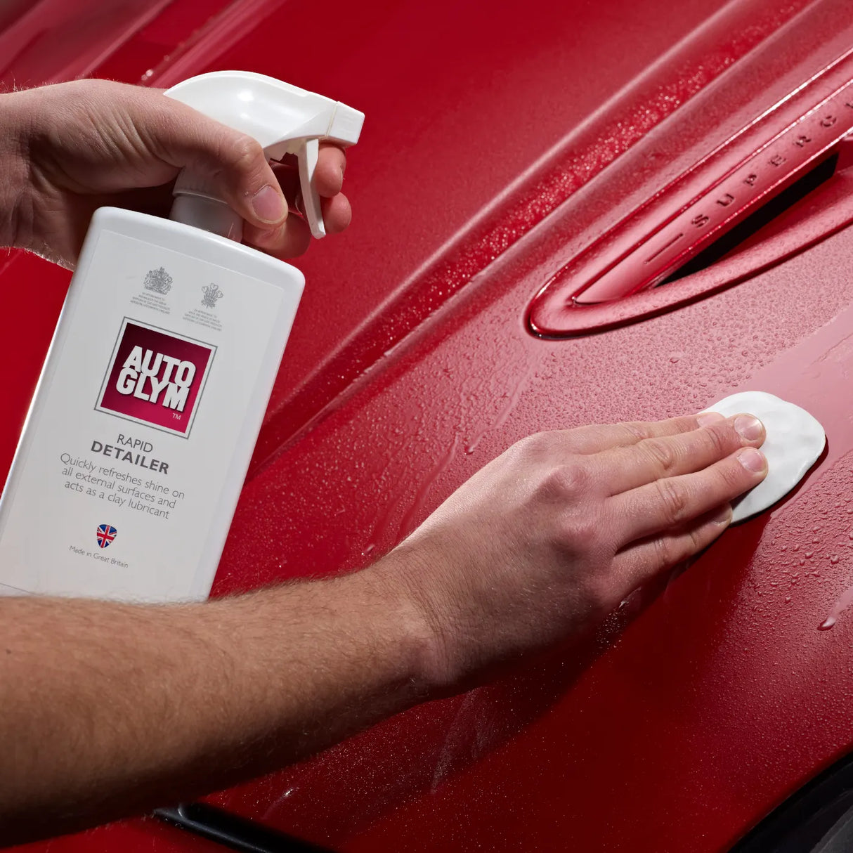 Autoglym Clay Detailing Complete Kit with clay bar and accessories for effective vehicle cleaning and surface preparation.