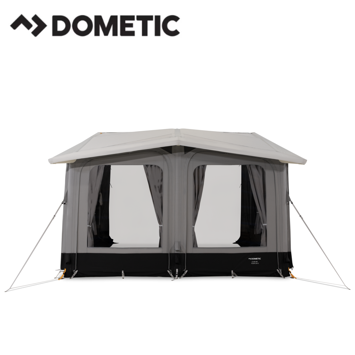 Dometic Club Air Tour 330 S camping chair with padded armrests and foldable design, perfect for outdoor relaxation.