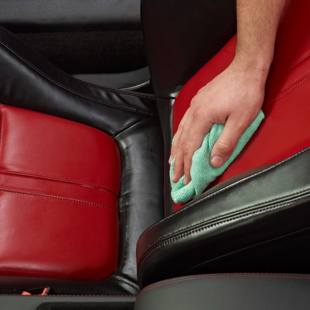 Autoglym Leather Care balm in a container, designed for cleaning and conditioning vehicle leather interiors.