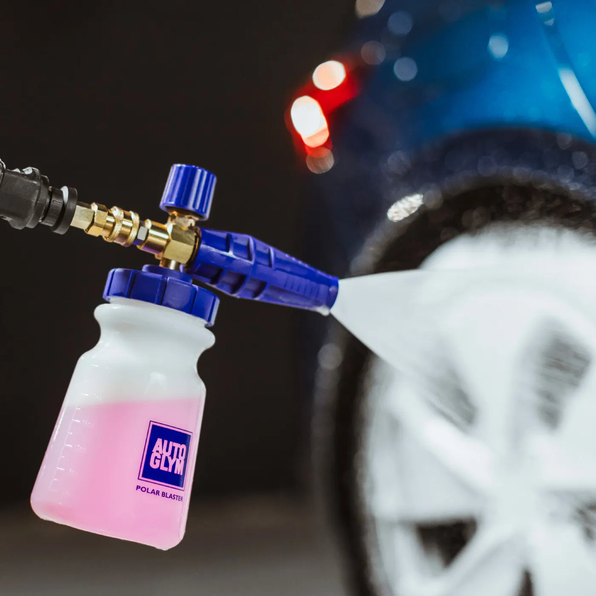 Autoglym Polar Blaster vehicle cleaner with a nozzle, designed for effective cleaning of cars and vehicles.