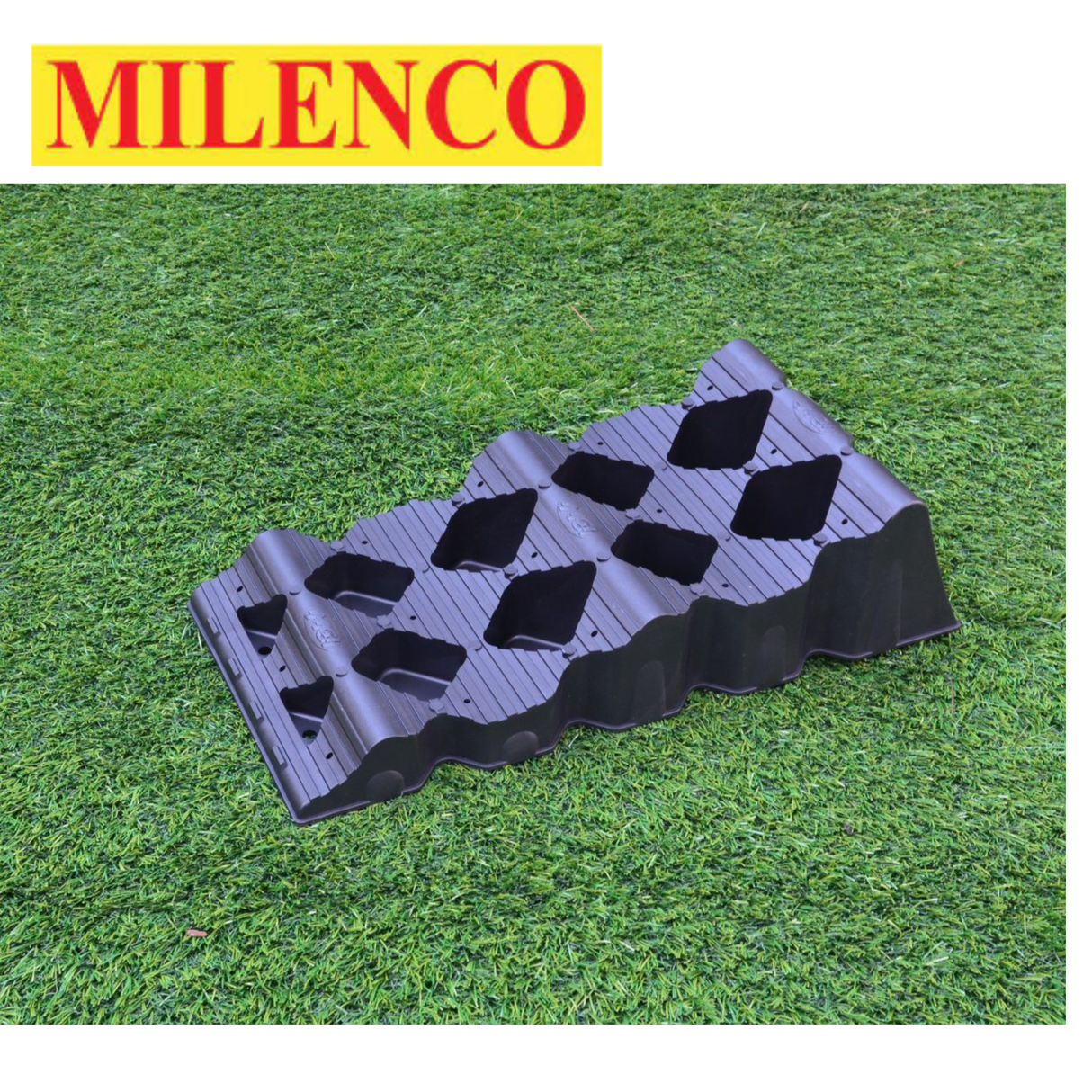 Milenco MGI Mini T1 levellers twin pack, showing two compact levelling ramps ideal for stabilizing vehicles.