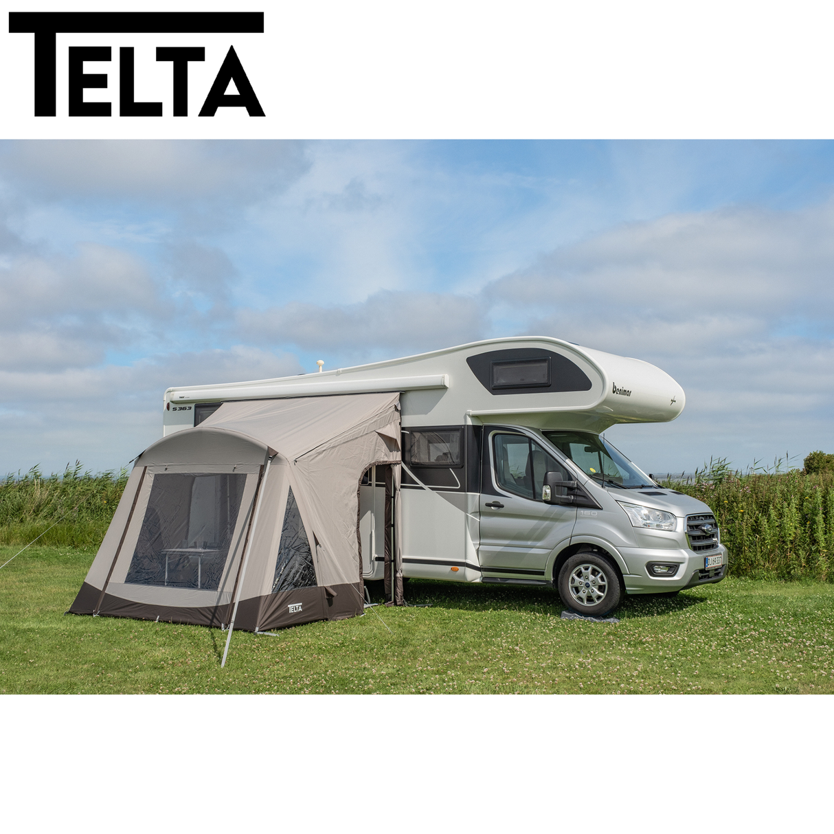 Telta Spirit 290 lightweight air porch awning set up outside, showcasing its spacious design and durable material.