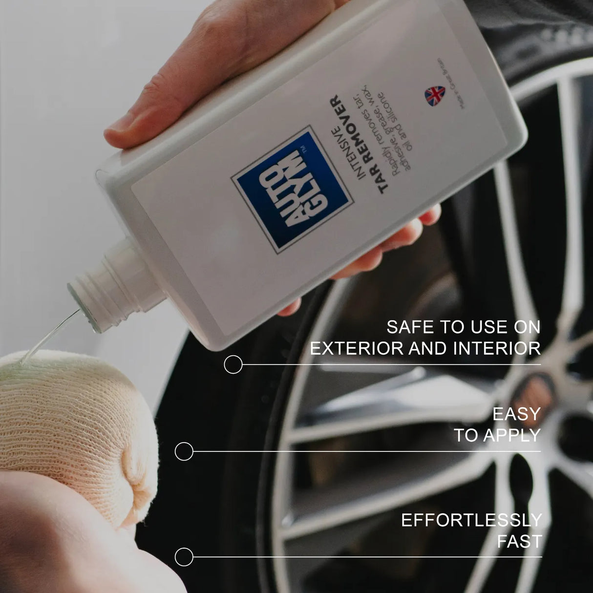 Autoglym Intensive Tar Remover 500ml bottle for effective vehicle cleaning, showcasing the label and clear liquid inside.