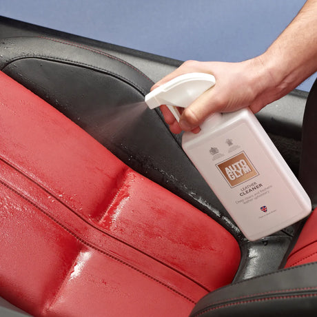 Autoglym Leather Clean & Protect Complete Kit for vehicle interior care, featuring cleaning and protection products.
