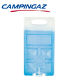 Campingaz Freez'Pack M10, a reusable cooling pack with insulated design, ideal for keeping food and drinks cold during outdoor activities.