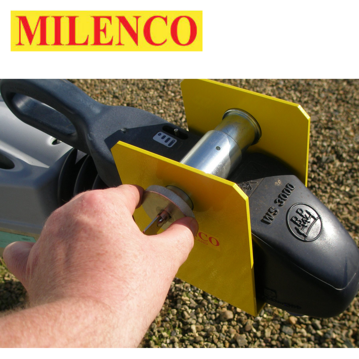 Milenco Super Heavy Duty WS3000 Hitchlock Winterhoff, showing robust design and secure locking mechanism for trailers.