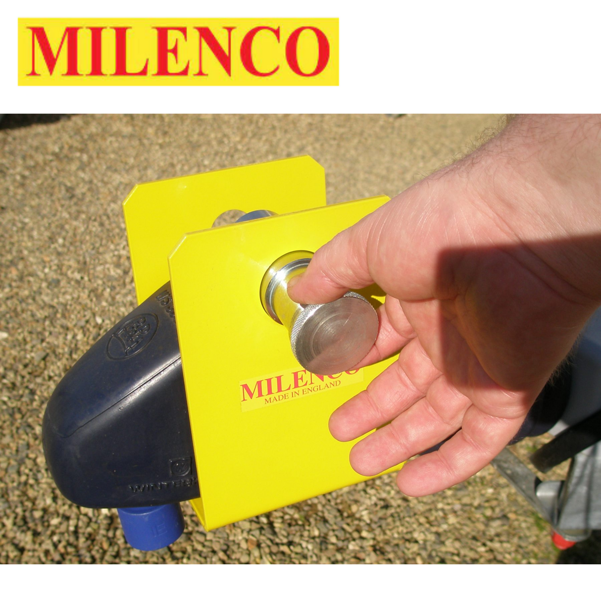 Milenco Super Heavy Duty WS3000 Hitchlock Winterhoff, showcasing robust steel construction and keyed locking mechanism.